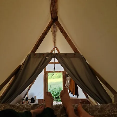 Tente Insolite 4pers Campagne Normande Orne Роскошный шатер Menil-Hubert-sur-Orne